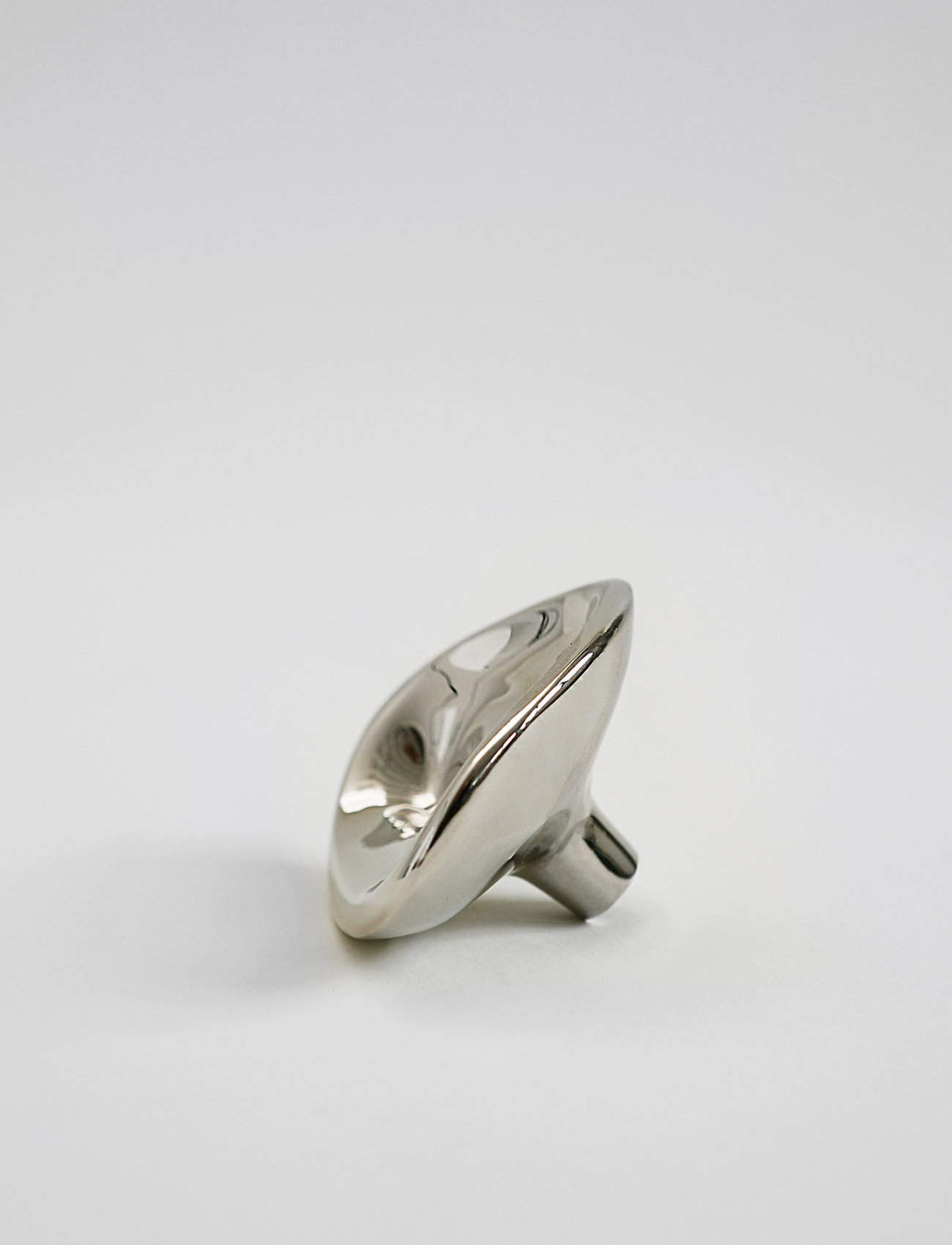 Hein Studio Ripple No. 01 (Small, Nickel), One Size, Silver, Knager Og Knopper > Knopper, Unisex