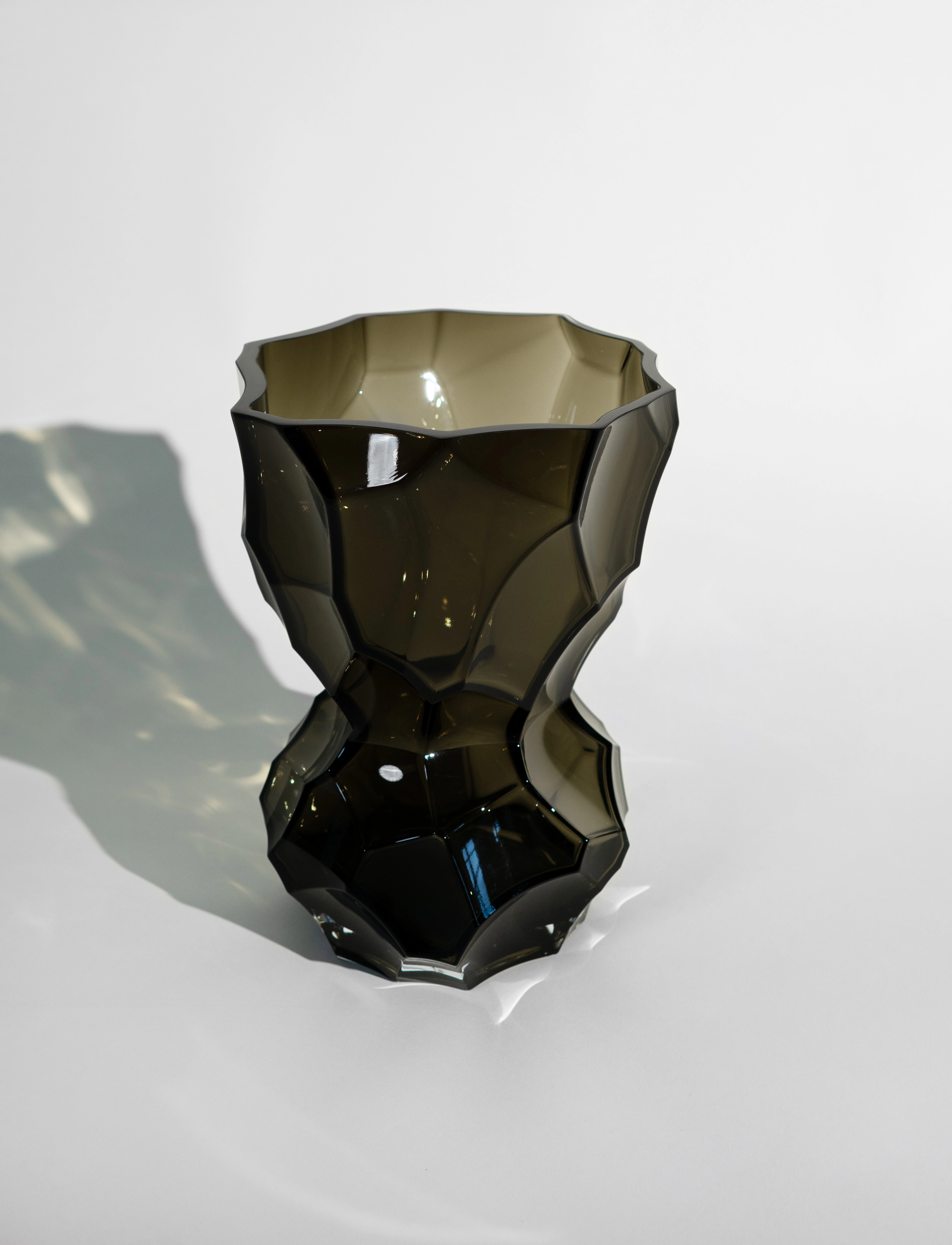 Hein Studio Reflection New Smoke, H24 cm, Vases, Khakigrün - Big Homeware
