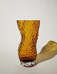 Hein Studio - Ostrea Rock Glass Vase - Amber - große vasen - amber - 3