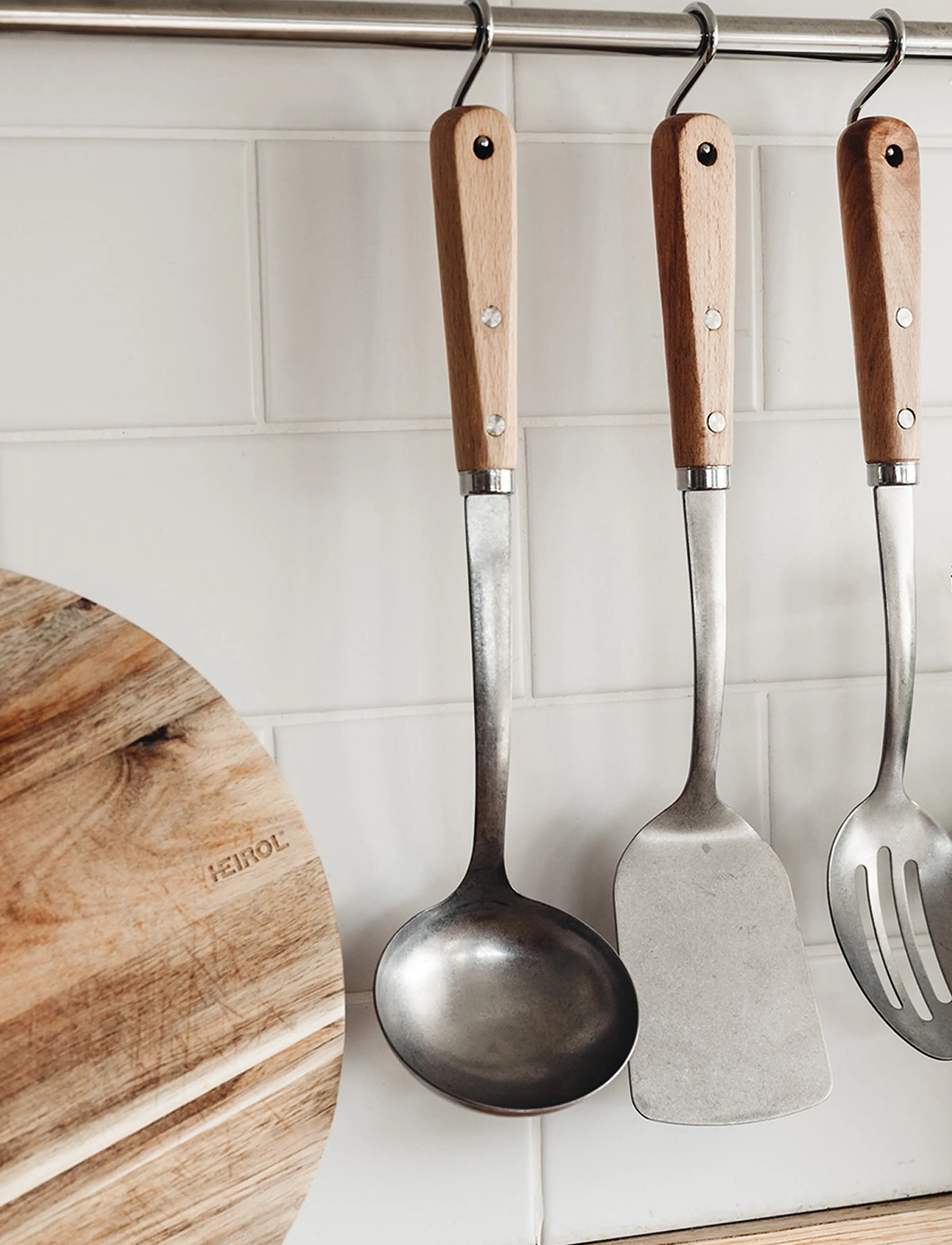 Heirol - LADLE Beech Wood - servierlöffel - silver - 2