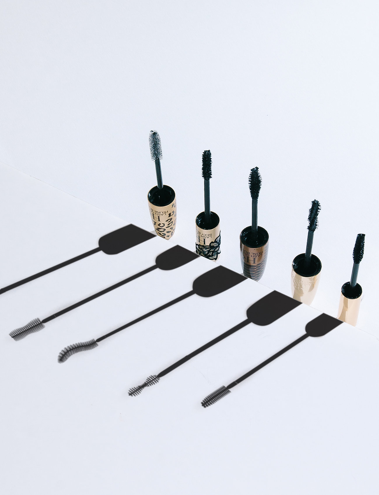 Helena Rubinstein - Helena Rubinstein Lash Queen Feline Blacks Mascara - augu og augabrúnir - 01 black - 3