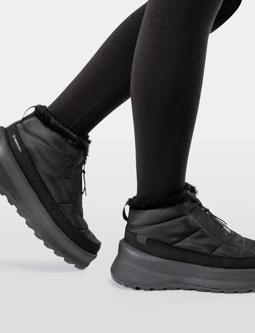 Helly Hansen - W CORA - vandresko - black - 0