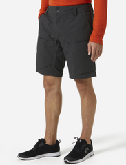 Helly Hansen - CREWLINE CARGO SHORTS 2.0 - sports shorts - ebony - 2