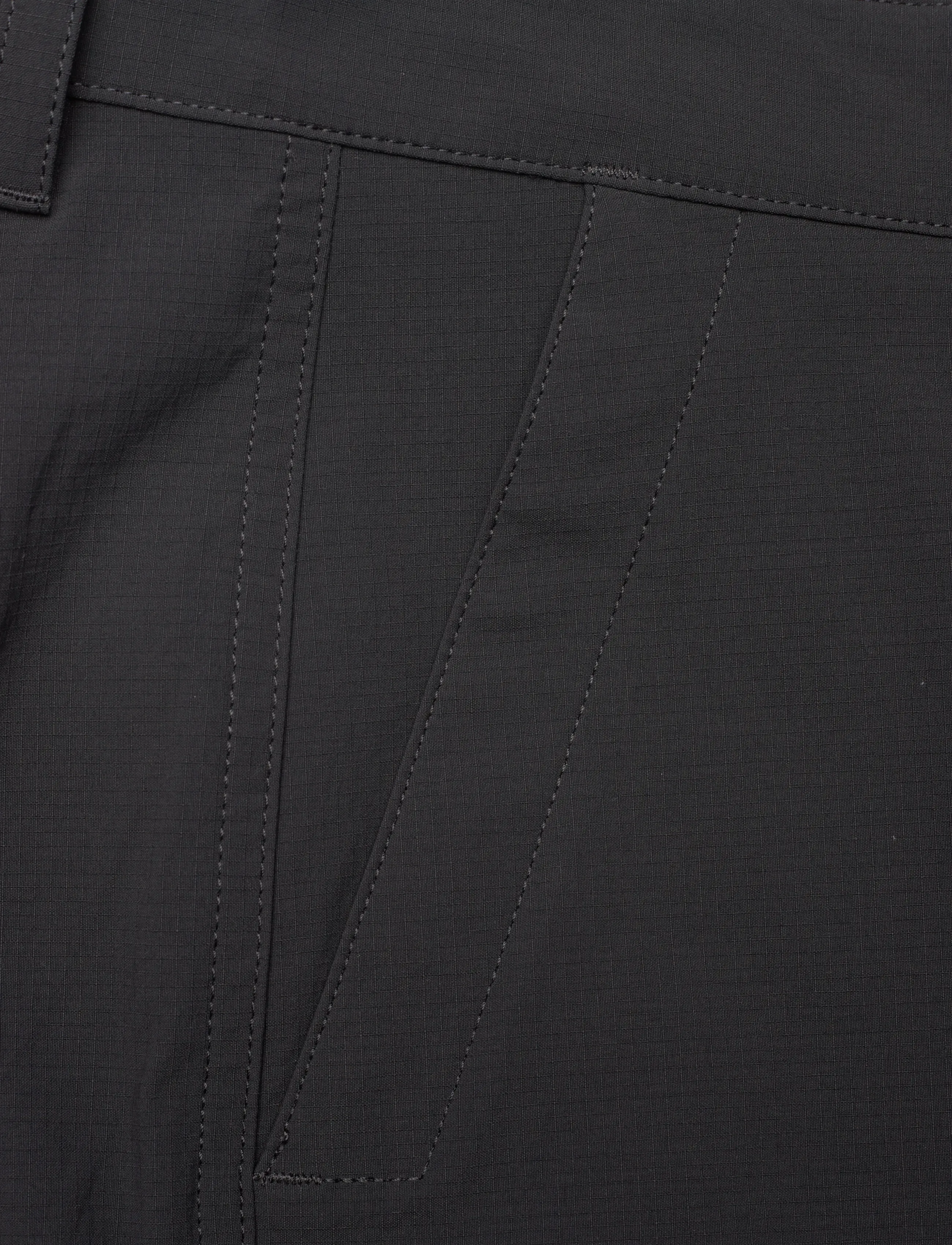 Helly Hansen - HH QD CARGO SHORTS 11" - outdoorshorts - ebony - 4