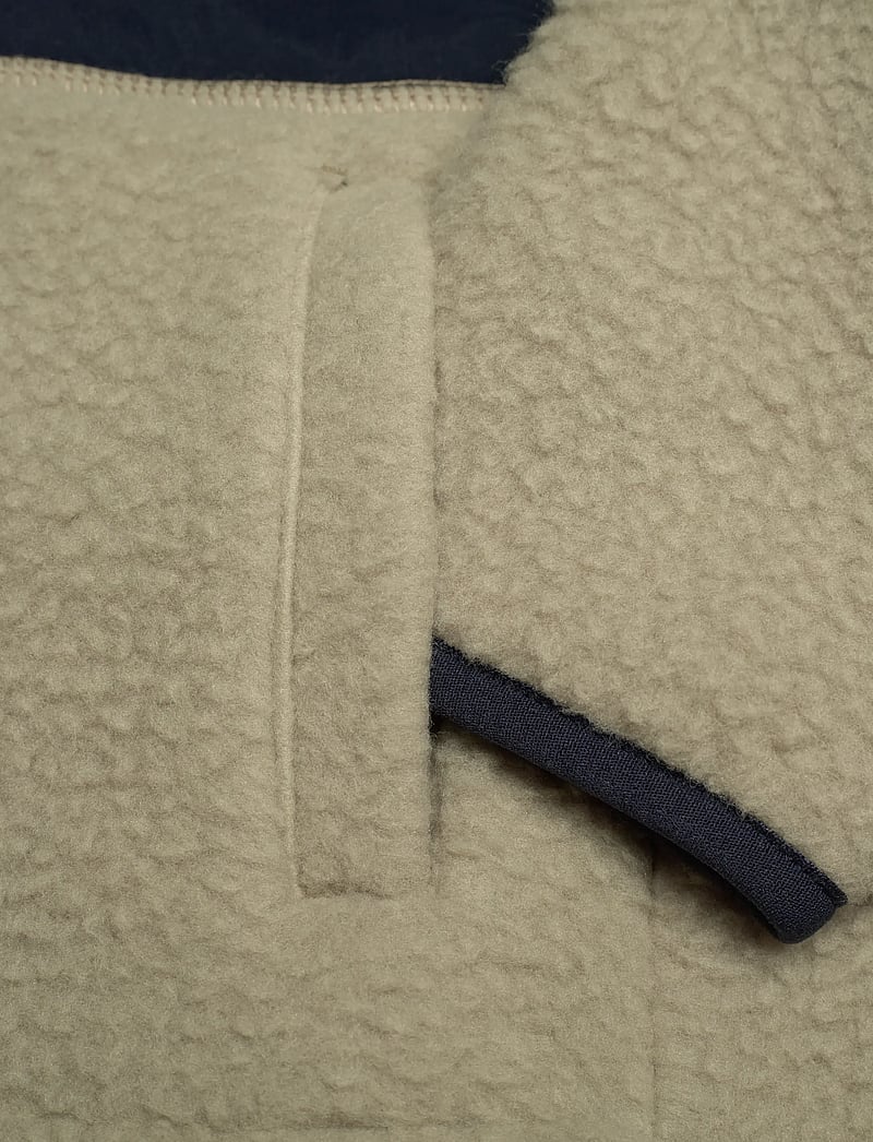 Helly Hansen - K CHAMP PILE JACKET 2.0 - paksud joped - light lav - 5