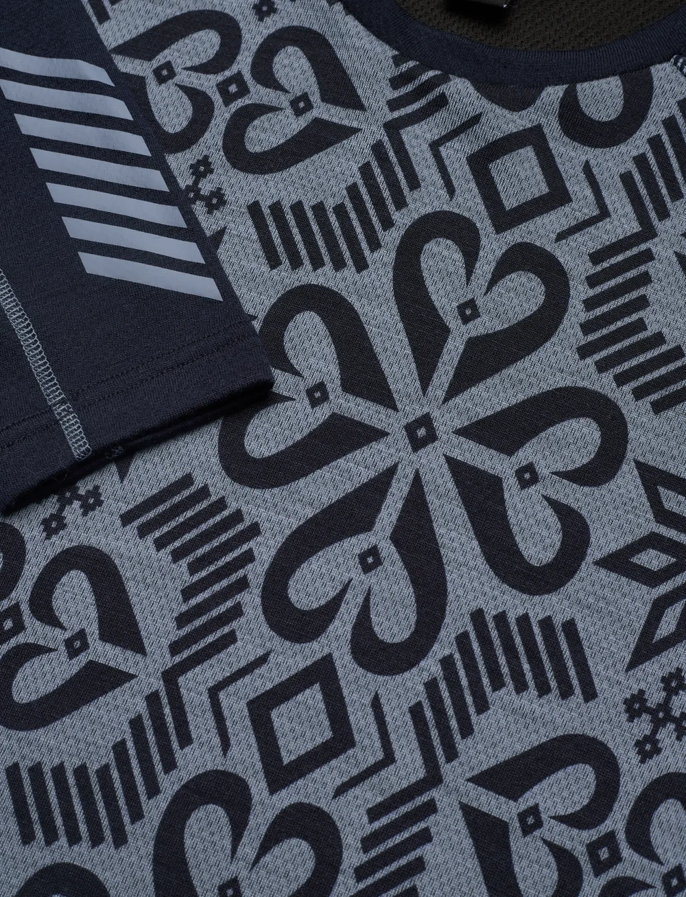 Helly Hansen - W LIFA MERINO MIDW GRA CREW - funktionsunterwäsche - oberteile - navy - 4