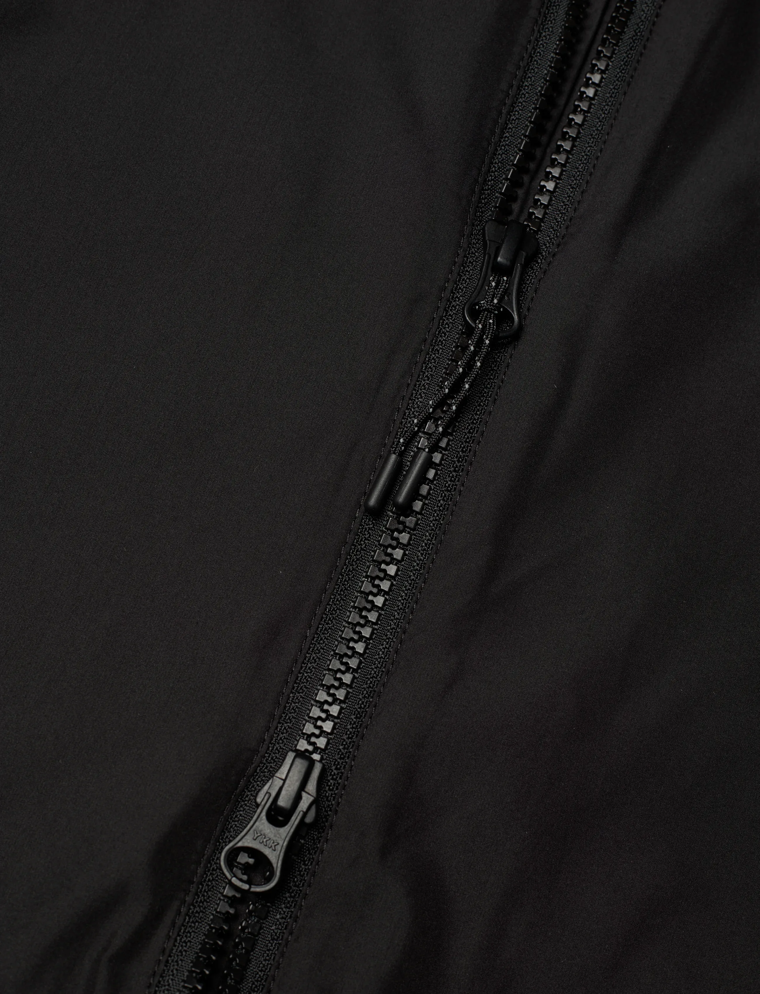 Helly Hansen - W ESSENCE SPRING VEST - kamizelki - black - 4