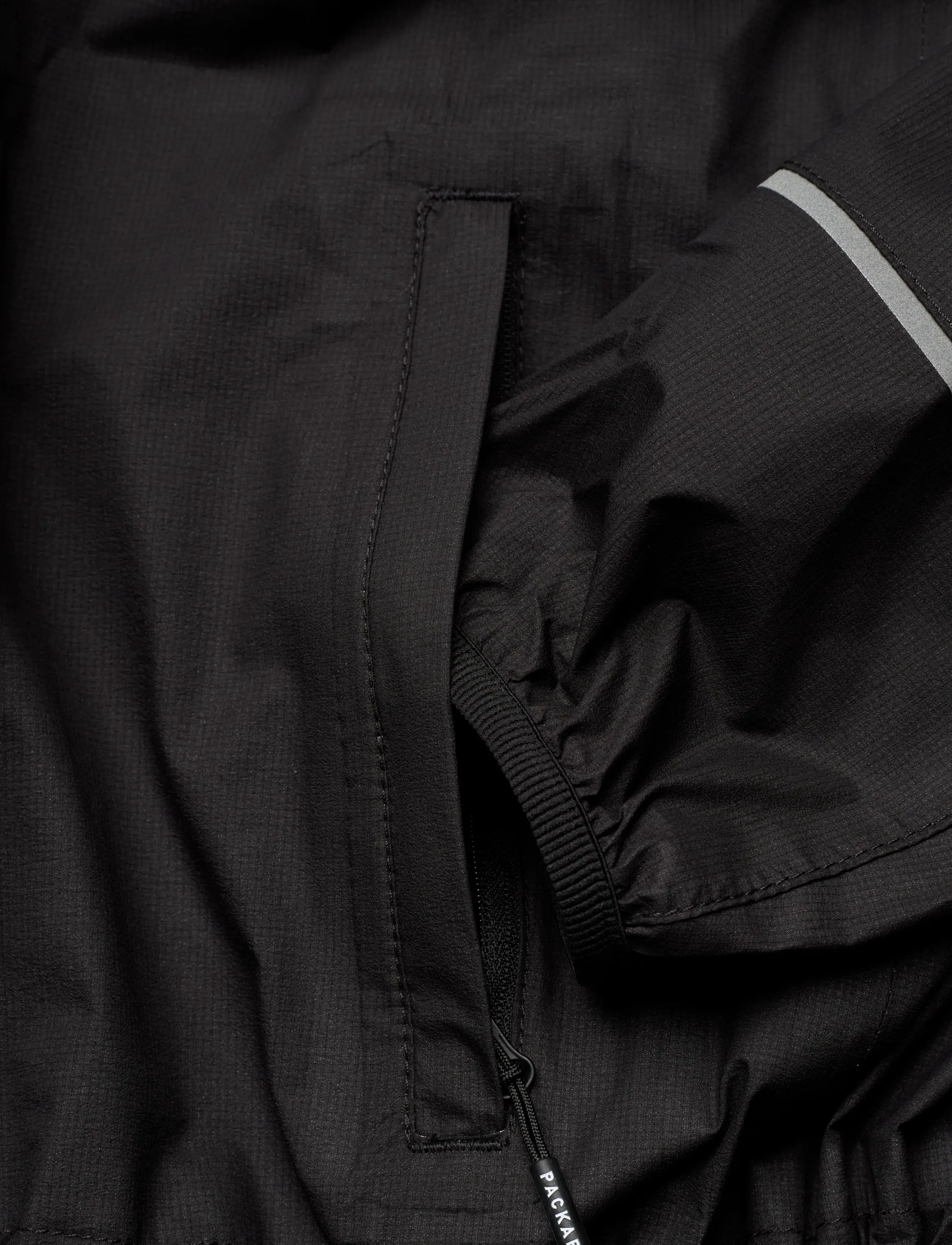 Helly Hansen - W ESSENCE LIGHT RAIN JACKET - regnkappa - black - 3