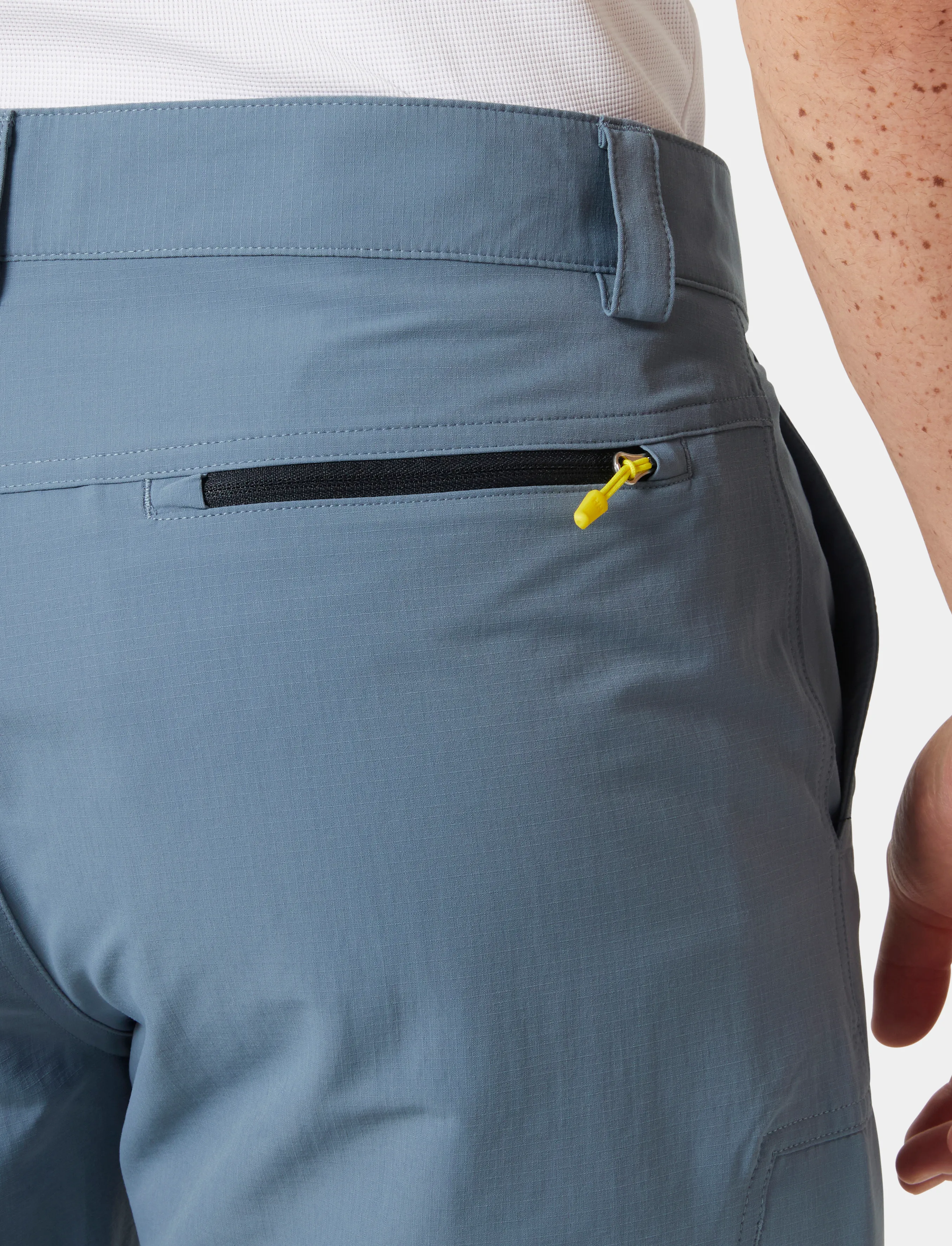 Helly Hansen - HH QD CARGO SHORTS - outdoor shorts - navy - 4