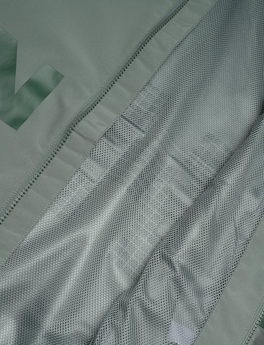 Helly Hansen - CORE GRAPHIC RAIN JACKET - vihmamantlid - grey cactus - 4