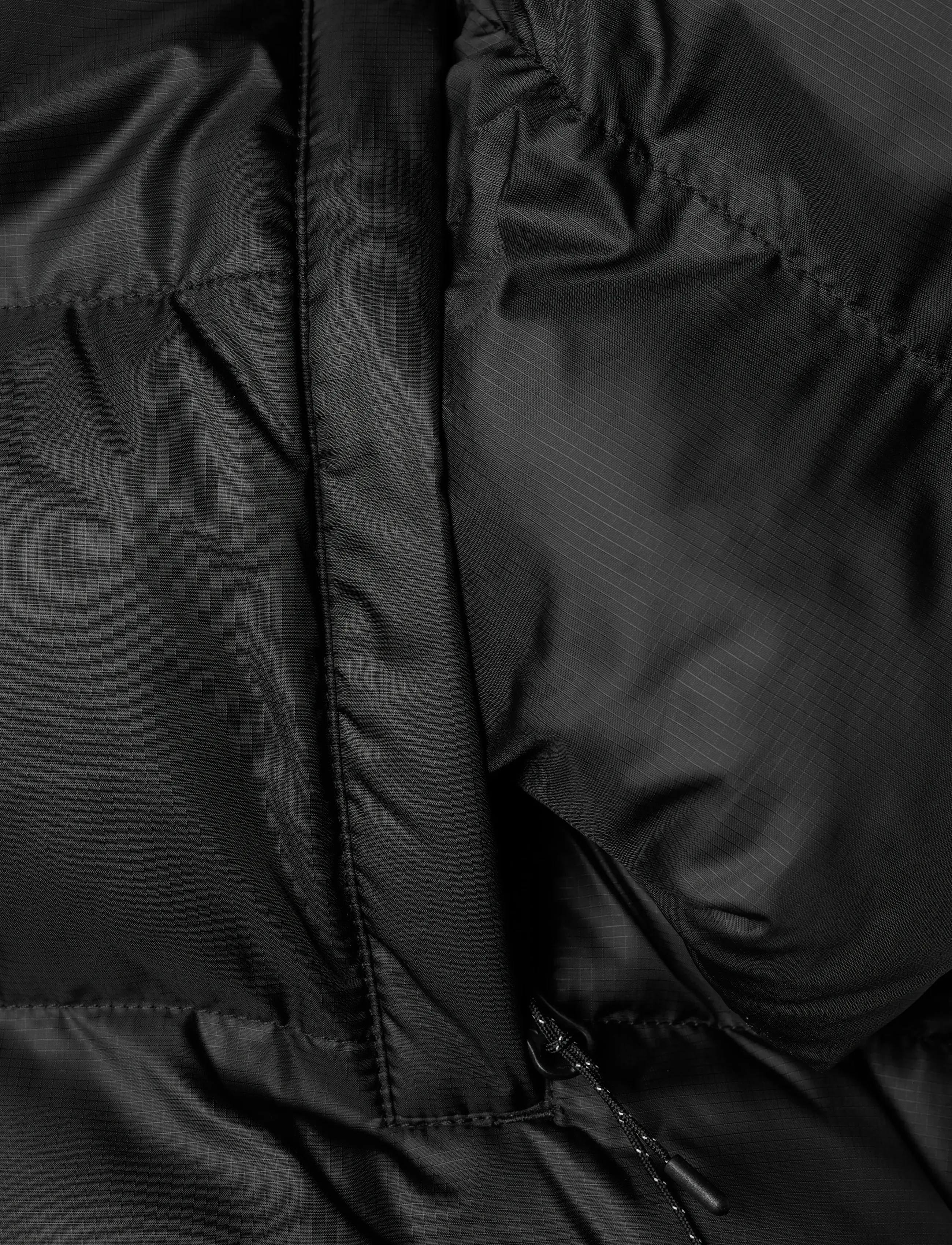 Helly Hansen - ACTIVE PUFFY JACKET - striukės ir švarkeliai - black - 5
