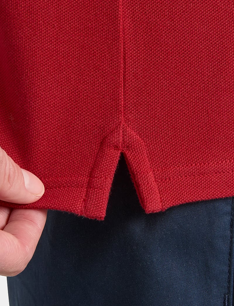 Helly Hansen - HUDSON POLO - toppar & t-shirts - red - 5