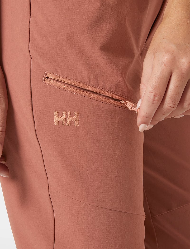 Helly Hansen - W BLAZE SOFTSHELL PANT - Õuepüksid - dark cedar - 3