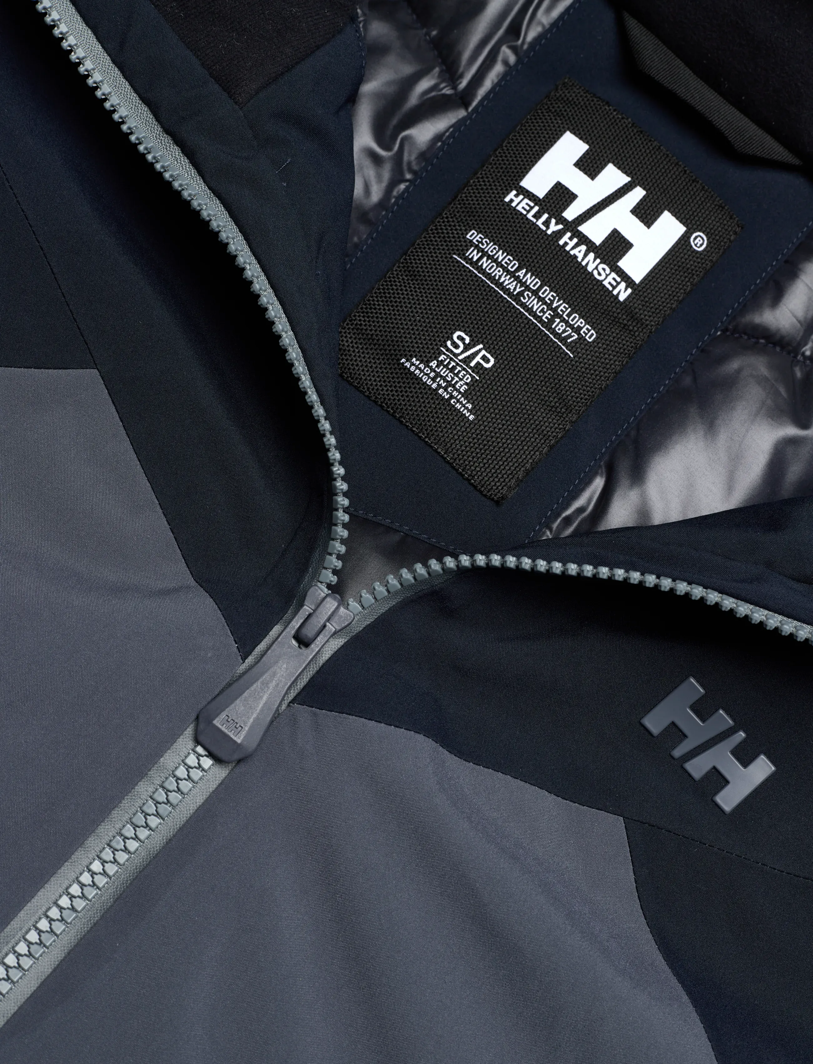 Helly Hansen - W COURCHEVEL JACKET - slēpošanas apģērbs - navy - 2