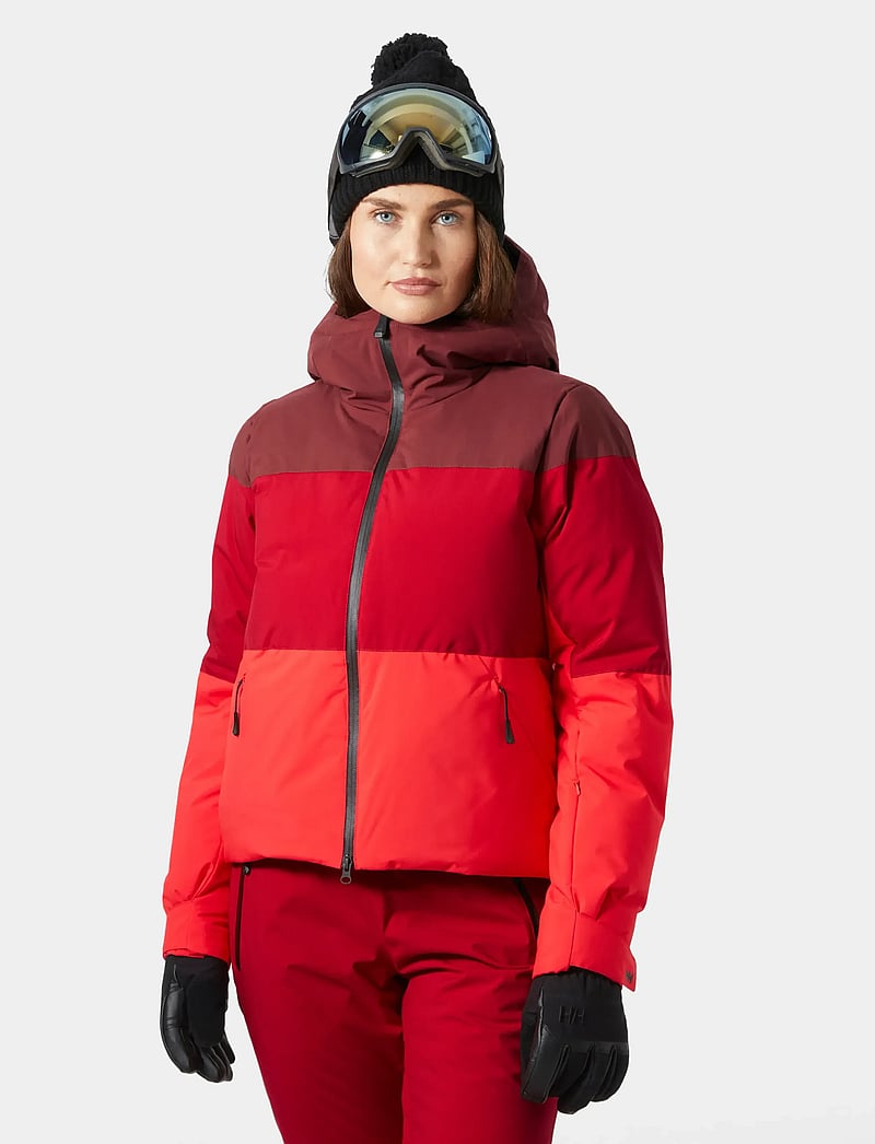 Helly Hansen - W NORA SHORT PUFFY JACKET - ski wear - red - 0