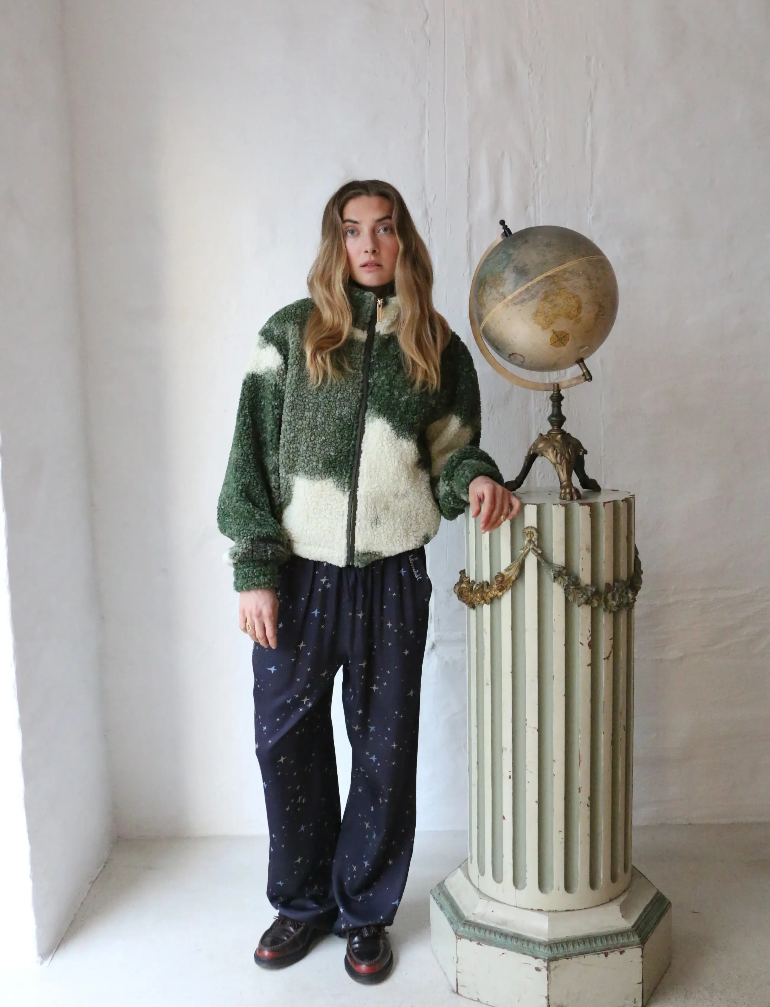 Helmstedt - Safiya Fleece Jacket - dressipluusid ja kapuutsiga dressipluusid - tie dye green - 3