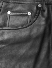 Helmut Lang - LTHR 5PKT SKT.RAW LA - leather skirts - black - 2