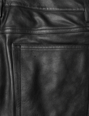 Helmut Lang - LTHR 5PKT SKT.RAW LA - leather skirts - black - 4