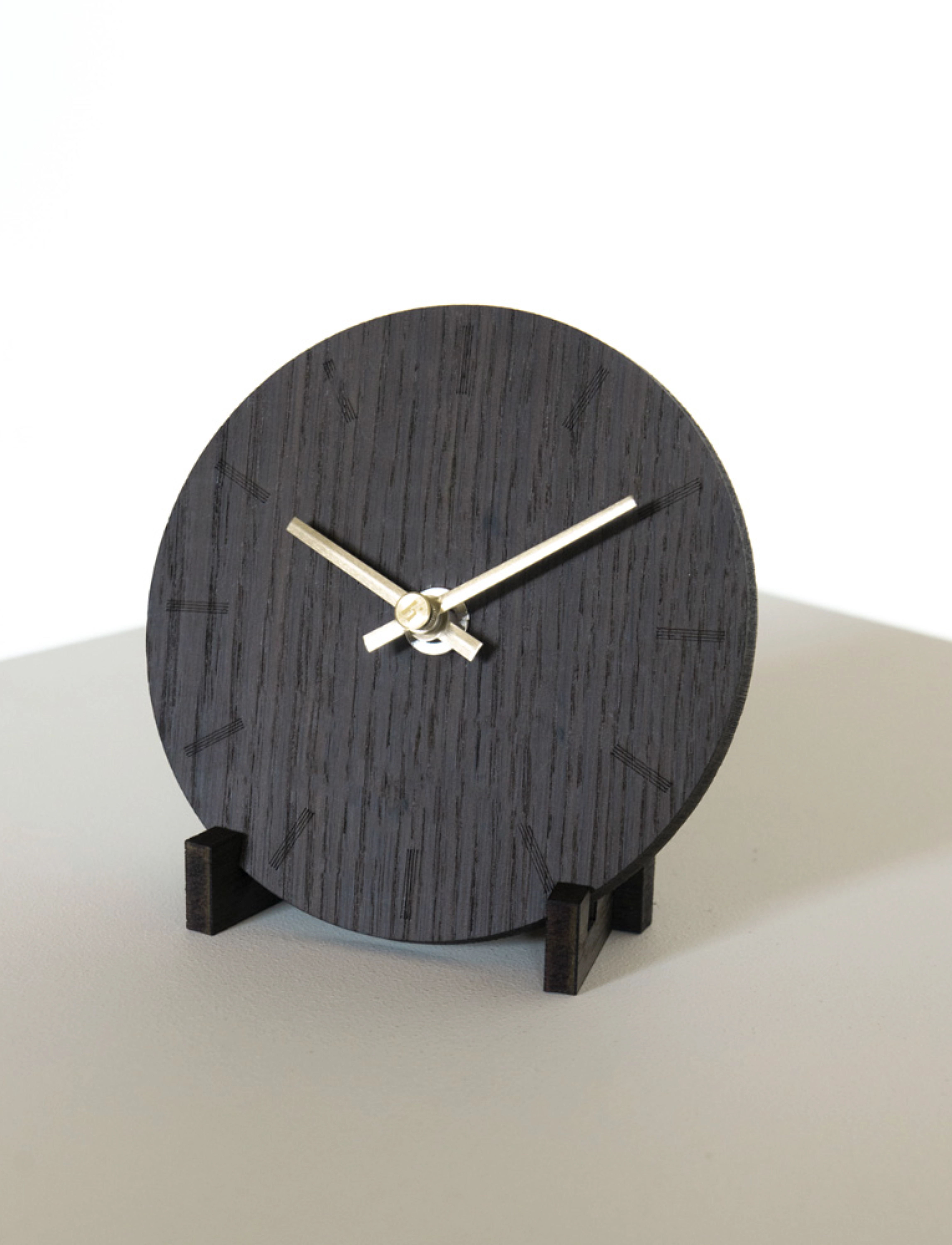 Hemverk Dark Oak, Ø12, Watches, Braun - Wall Clocks, Homeware