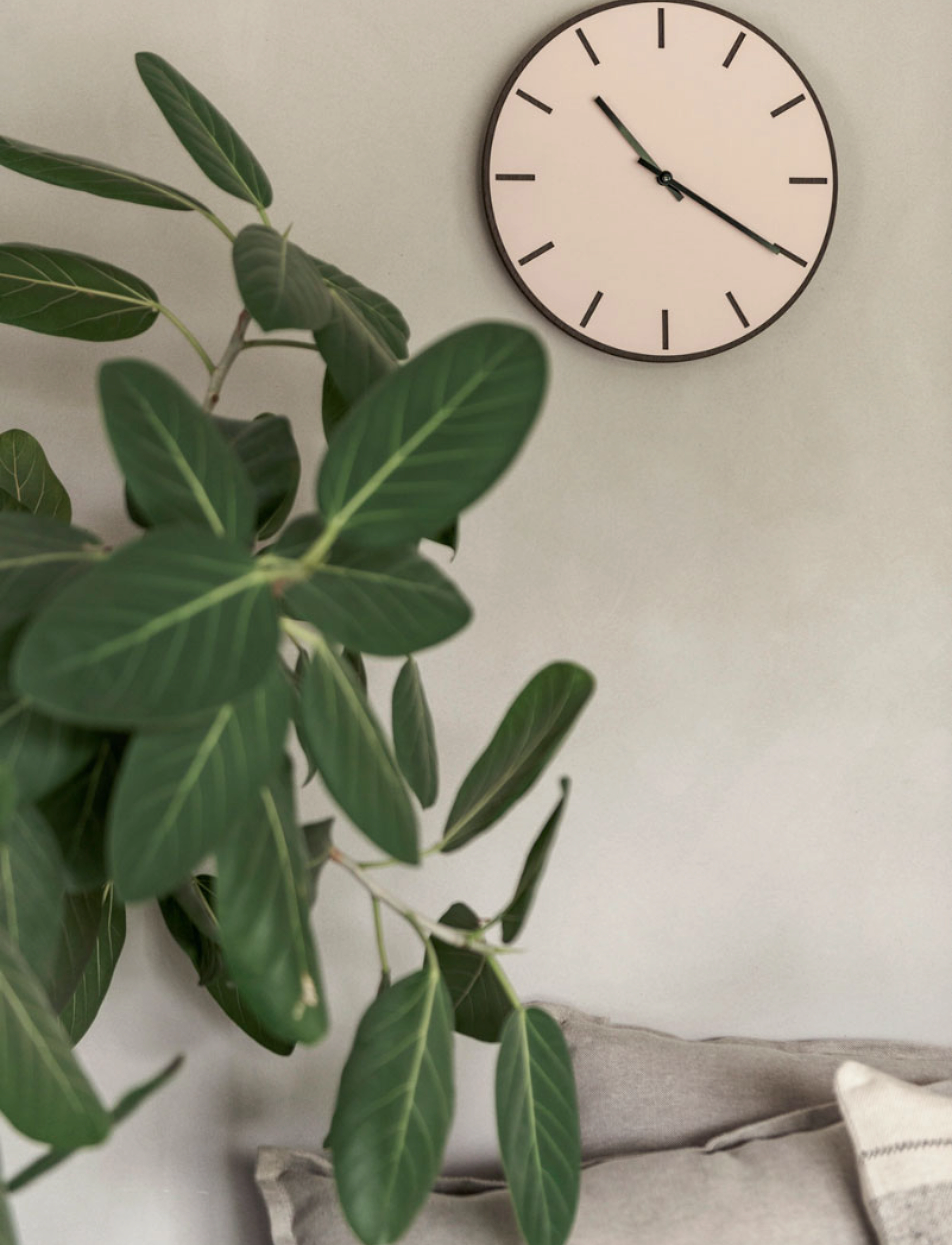 Hemverk Dark Oak Powder, Ø28, Watches, Rosa - Wall Clocks, Homeware