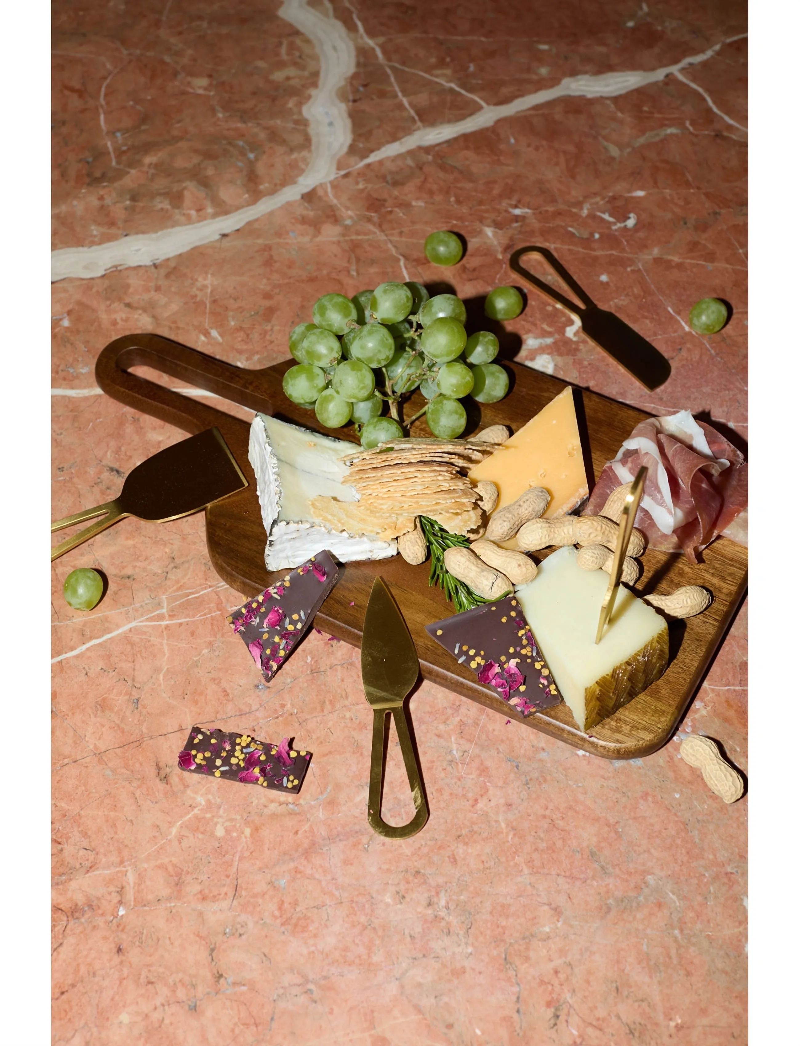 Here's How Ostknivarthe Jett Cheese Knife, One Size, Cutlery, Gold - Knives, Homeware