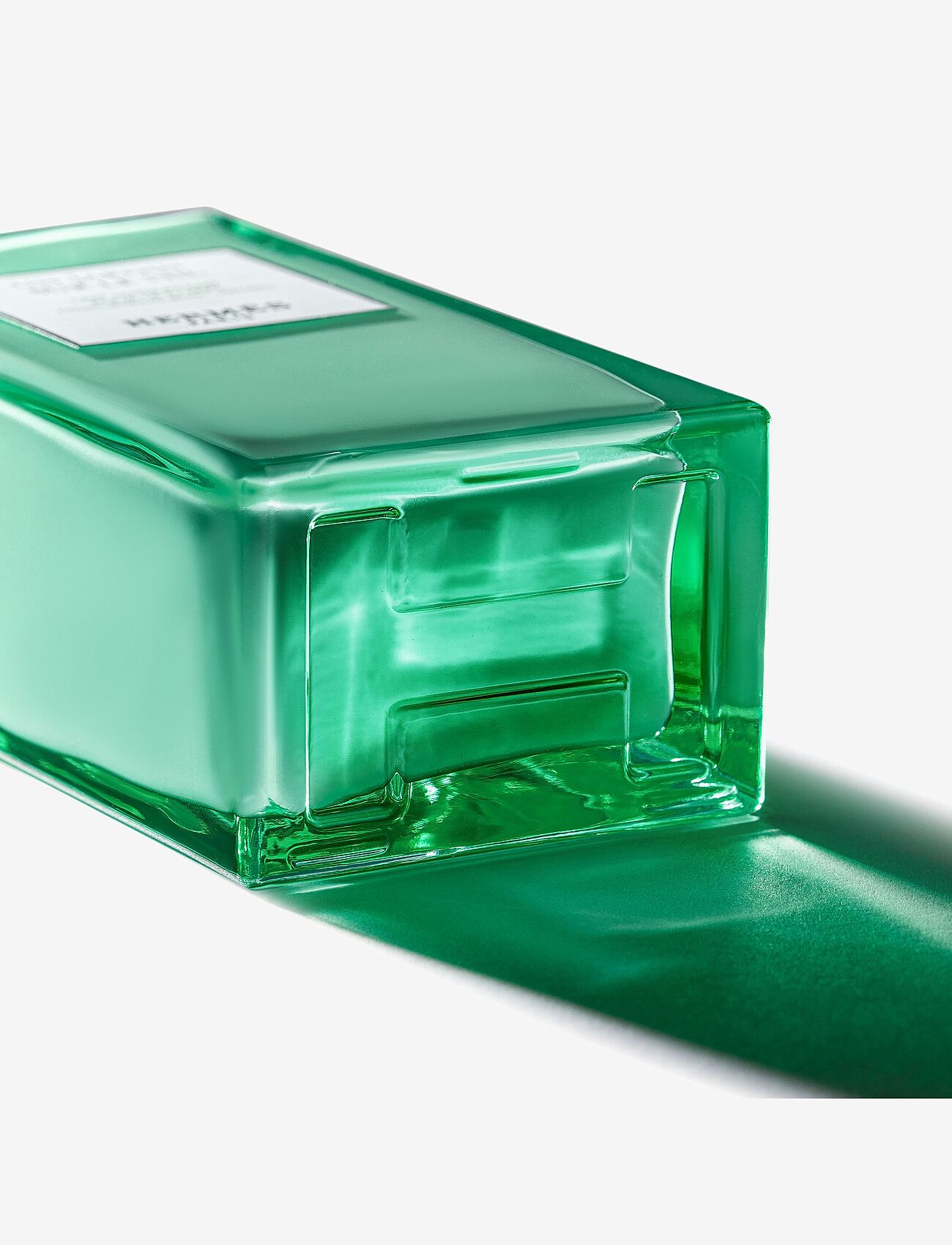 HERMÈS - Un Jardin sur le Nil, Moisturizing Body Lotion - lotion & creme - clear - 1