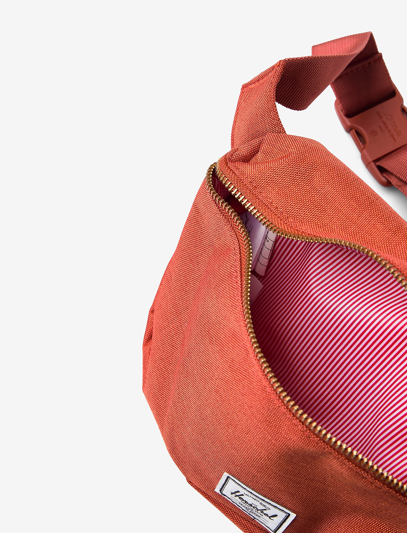 Herschel - Fifteen - picante crosshatch - 4
