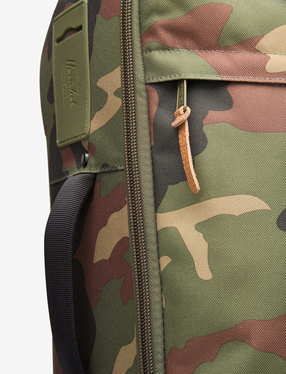 Herschel woodland camo sales luggage