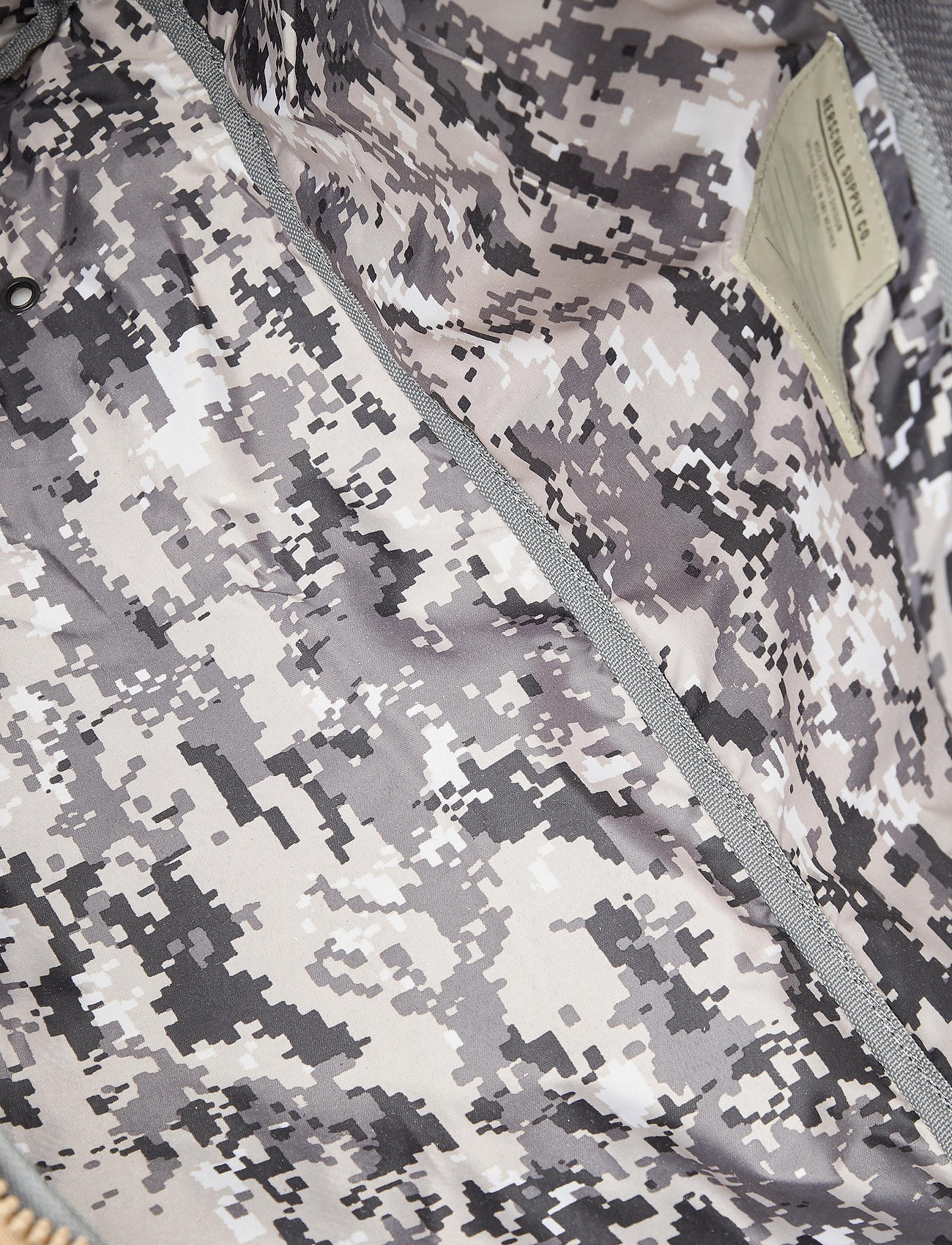 Herschel - Sutton - kelp - 4