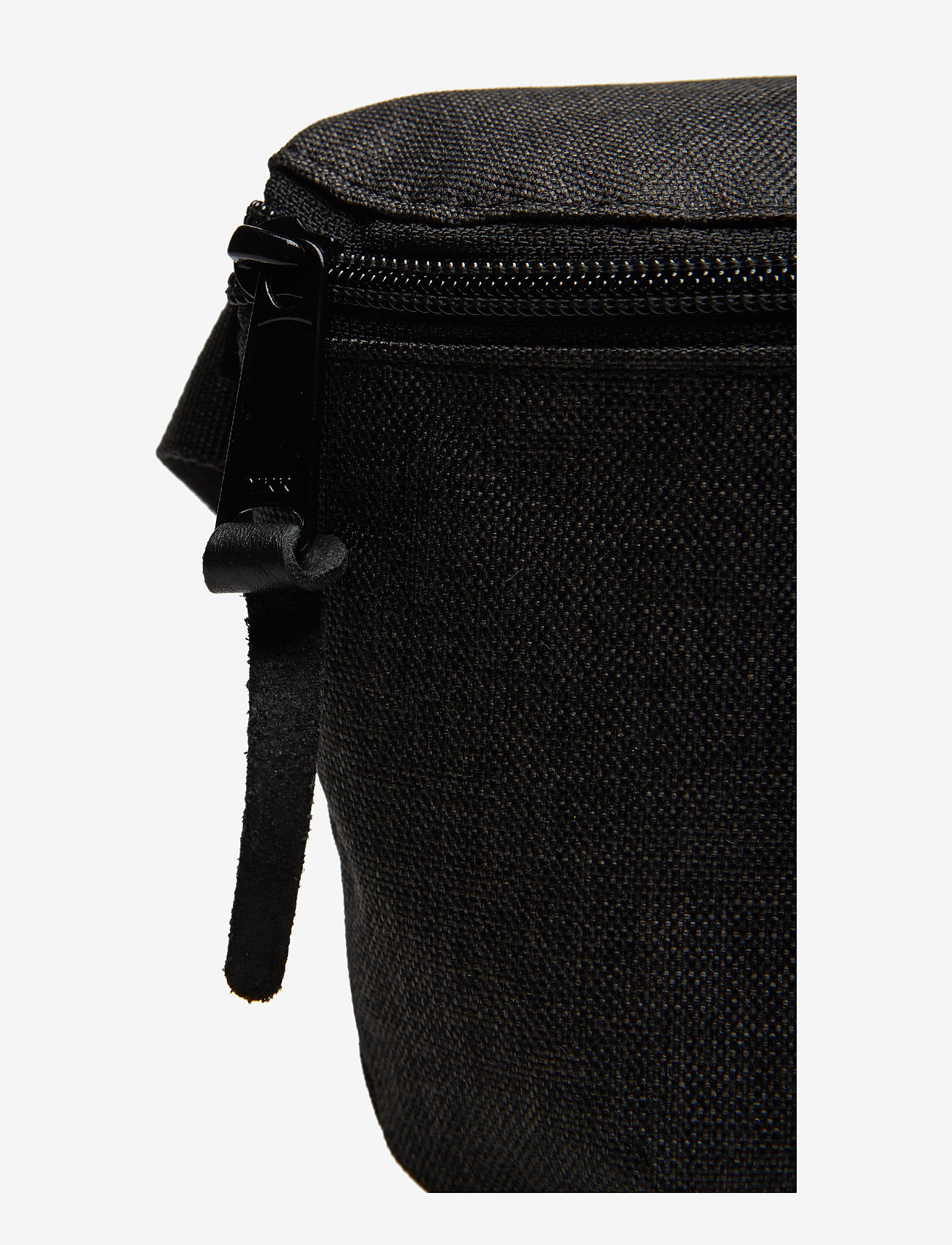 Herschel - Fourteen - black crosshatch - 4