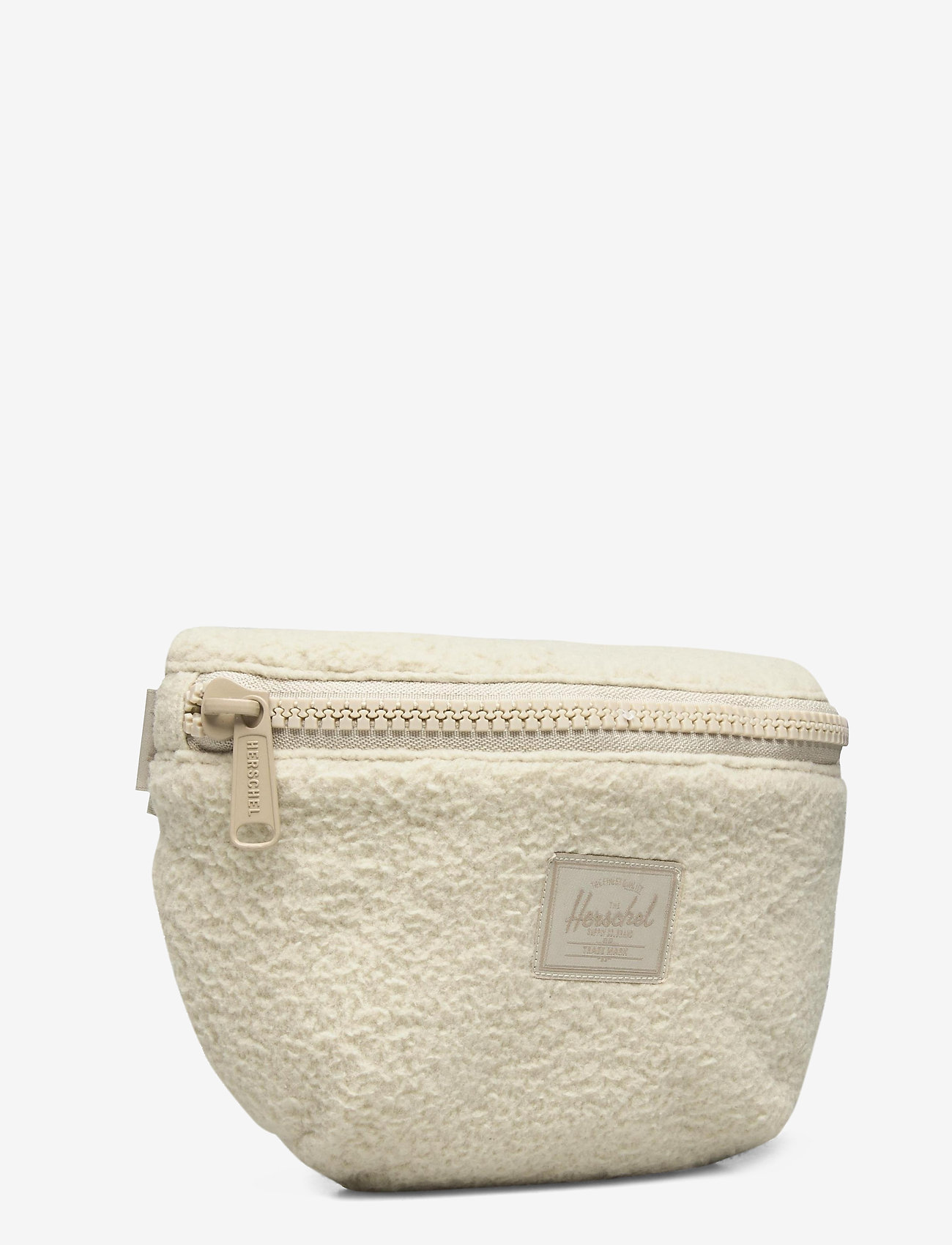 Herschel - Fourteen - overcast - 2