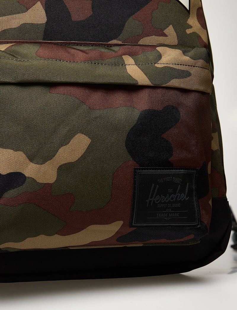 Herschel - Herschel Classic XL Backpack - backpacks - varsity woodland camo - 4