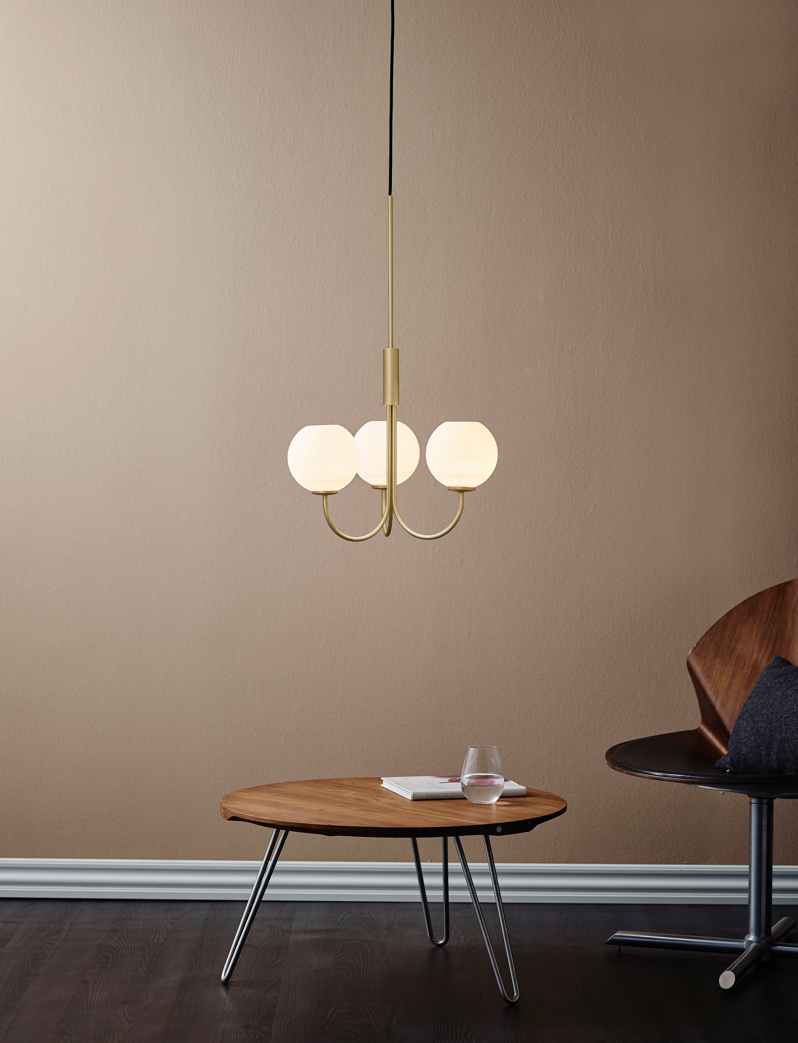 Herstal - Chandelier Ballon - brass - 1
