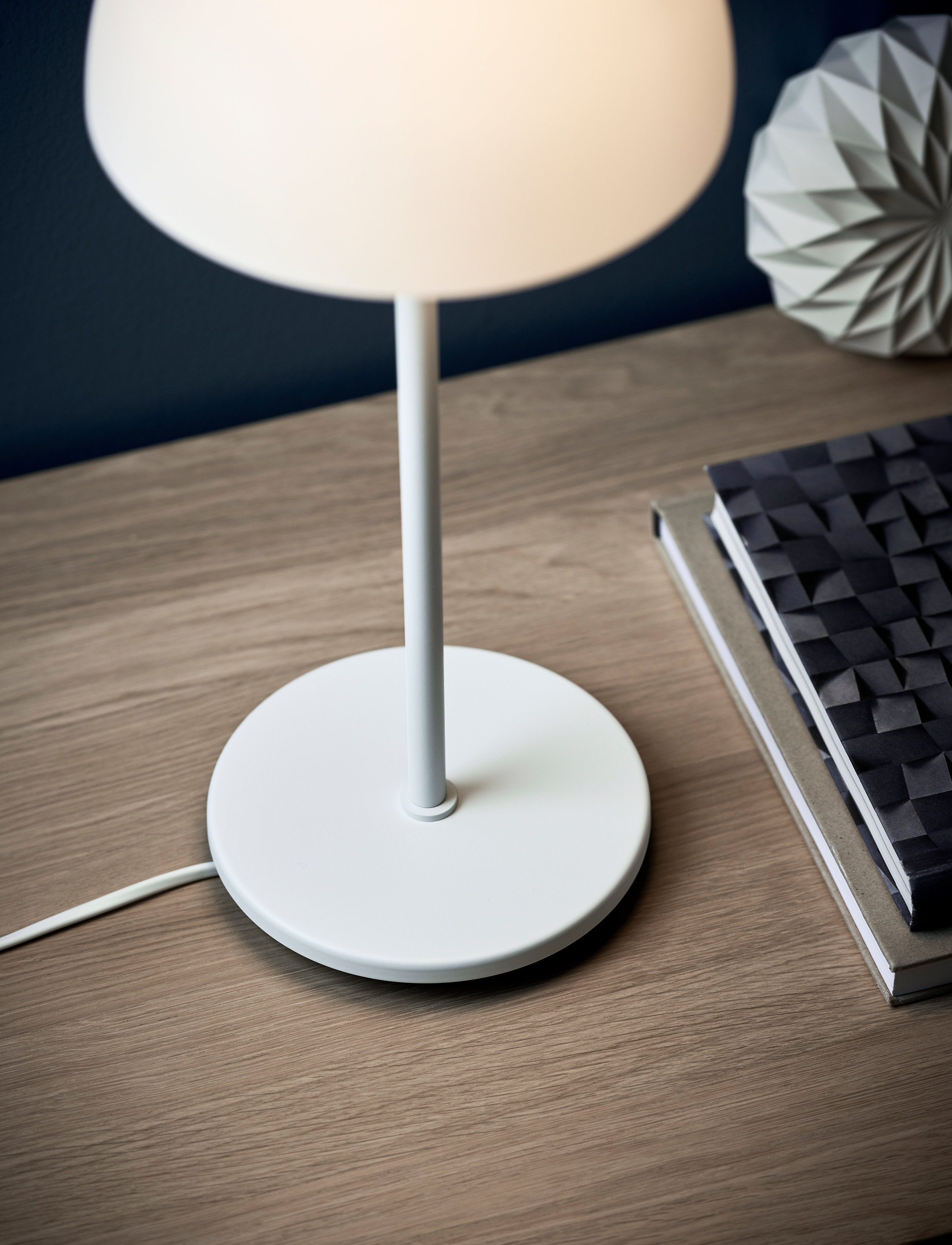 Herstal - Table lamp Vienda X - white - 3