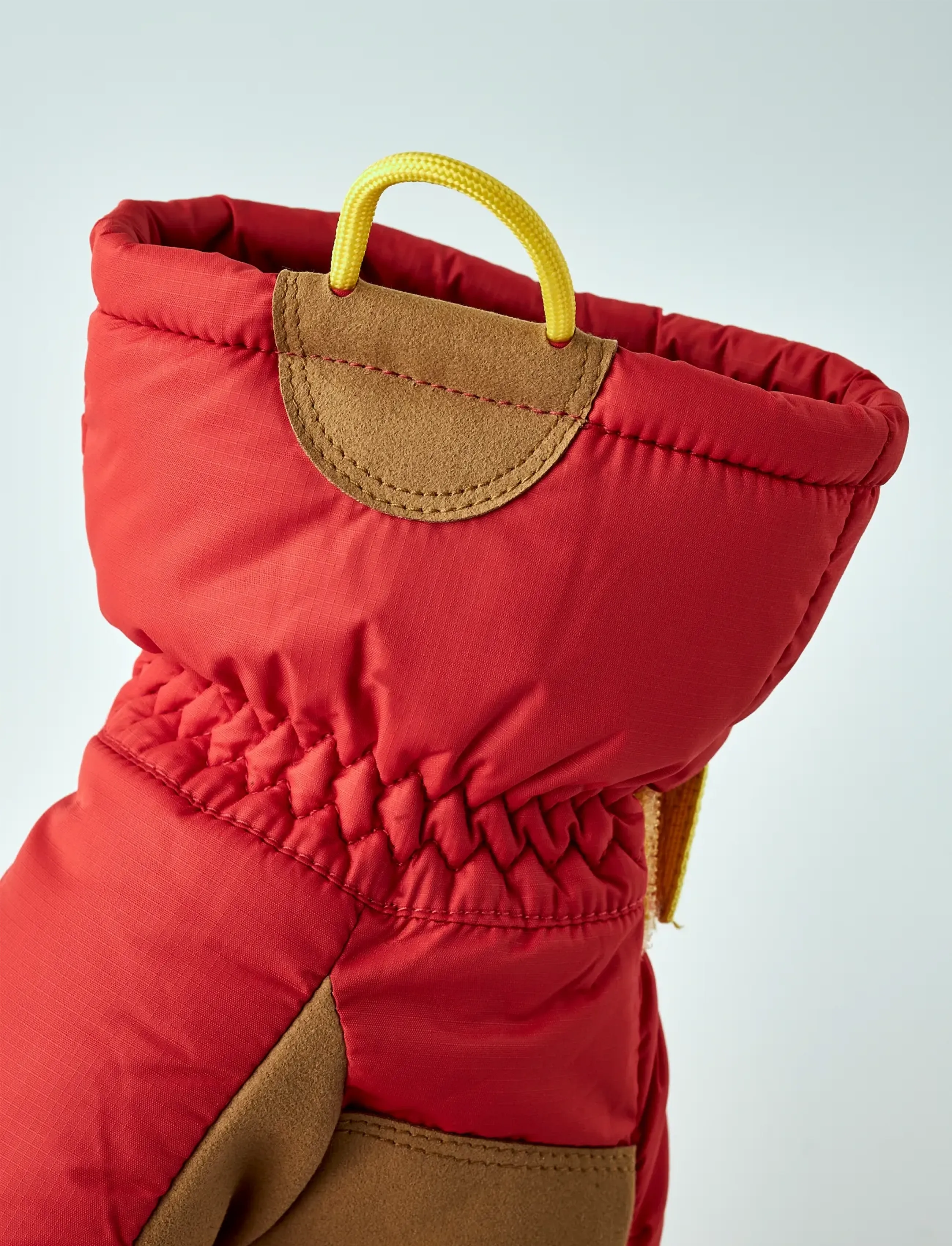 Hestra - Kiruna - mitt - tumvantar - light red - 5