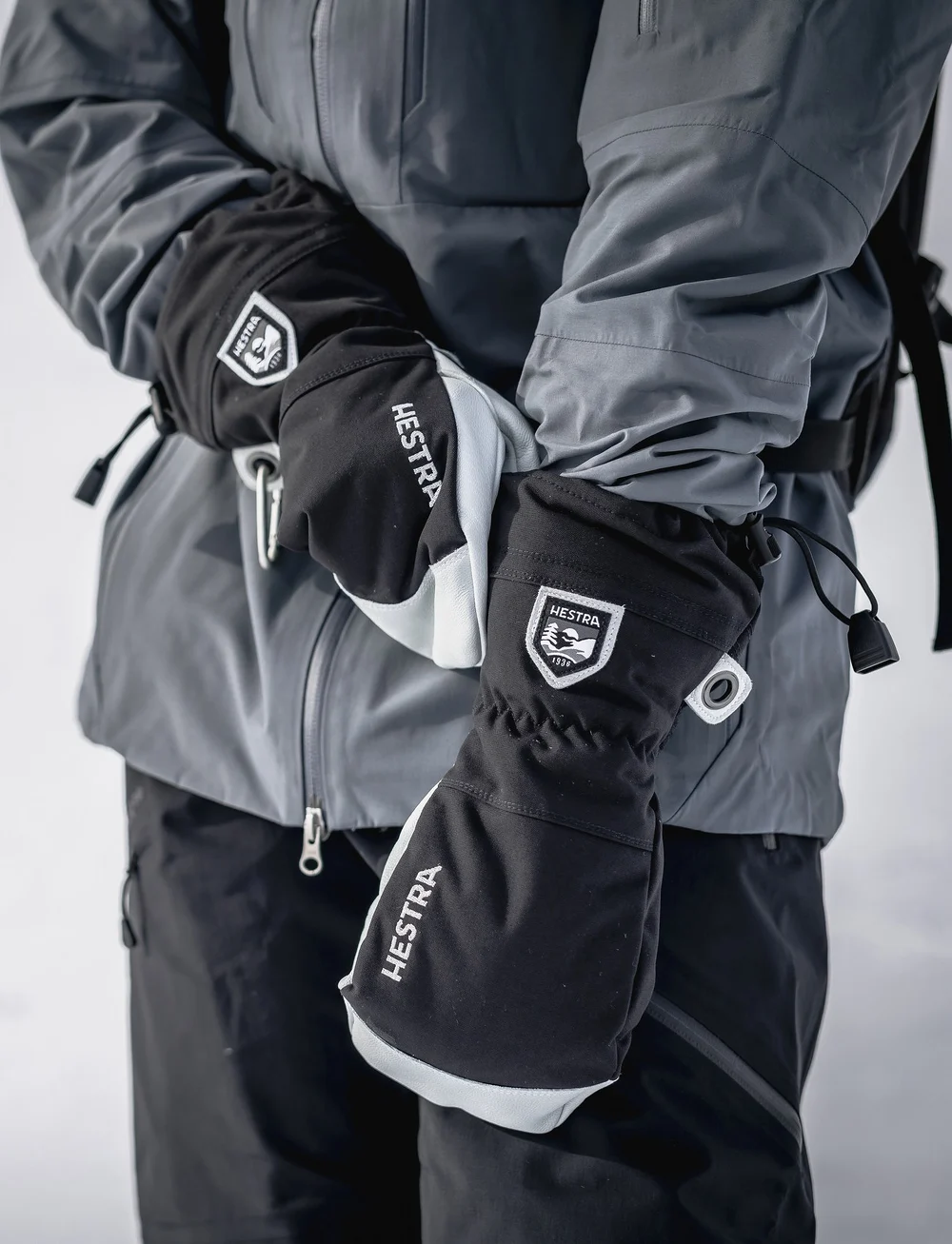 Hestra - Army Leather Heli Ski - mitt Black - luffer - black - 0