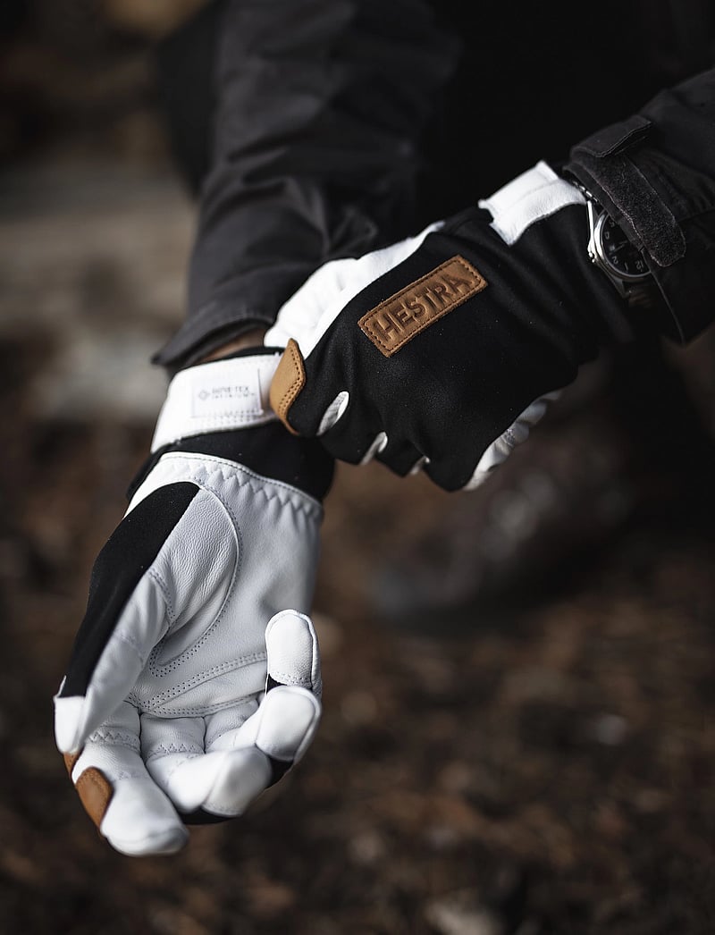 Hestra - Ergo Grip Active Wool Terry - 5 finger Black/Offwhite - fingerhandschuhe - black/offwhite - 2