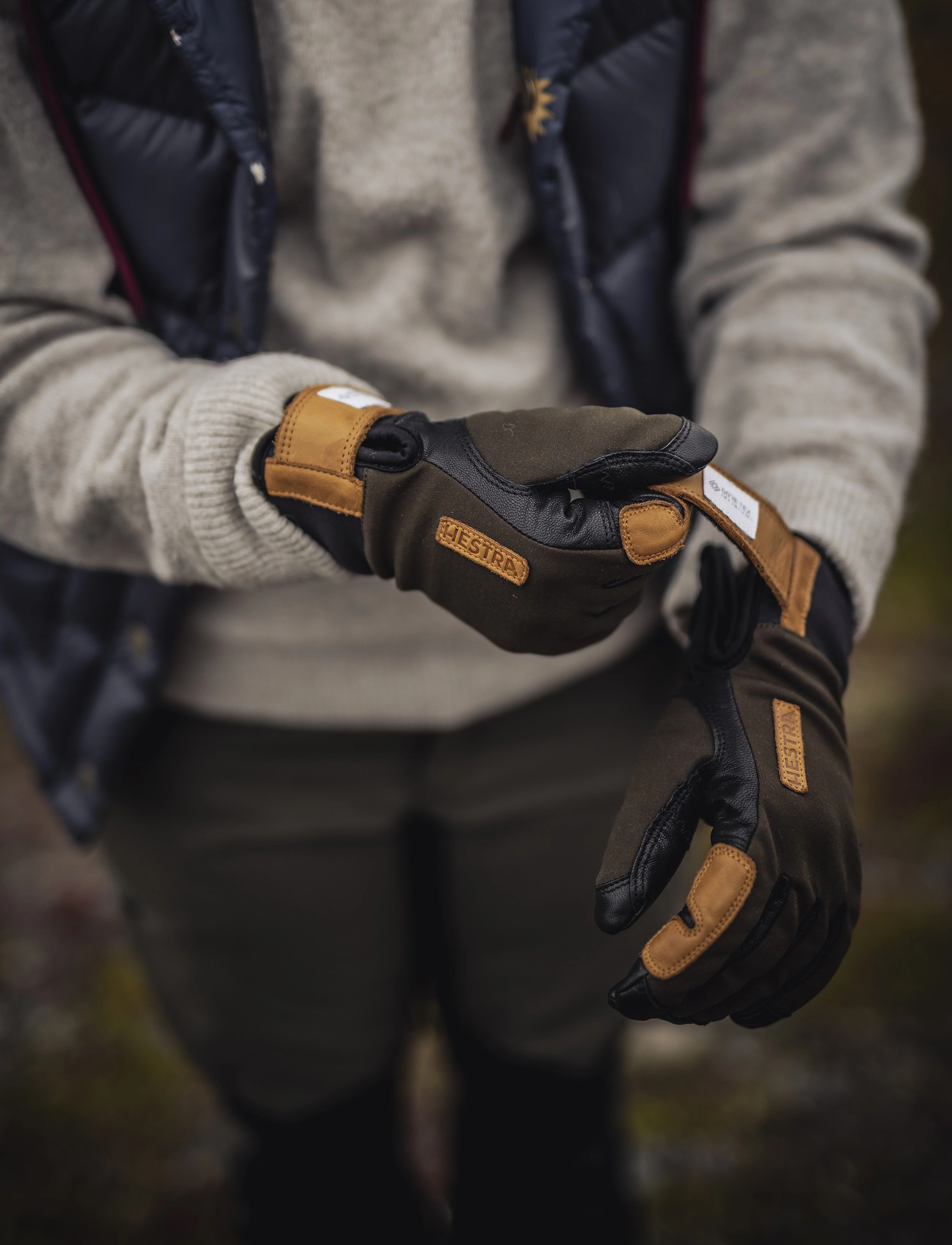 Hestra Ergo Grip Active Wool Terry - 5 finger Black/Offwhite - Accessoarer - DARK FOREST/BLACK / khaki/green