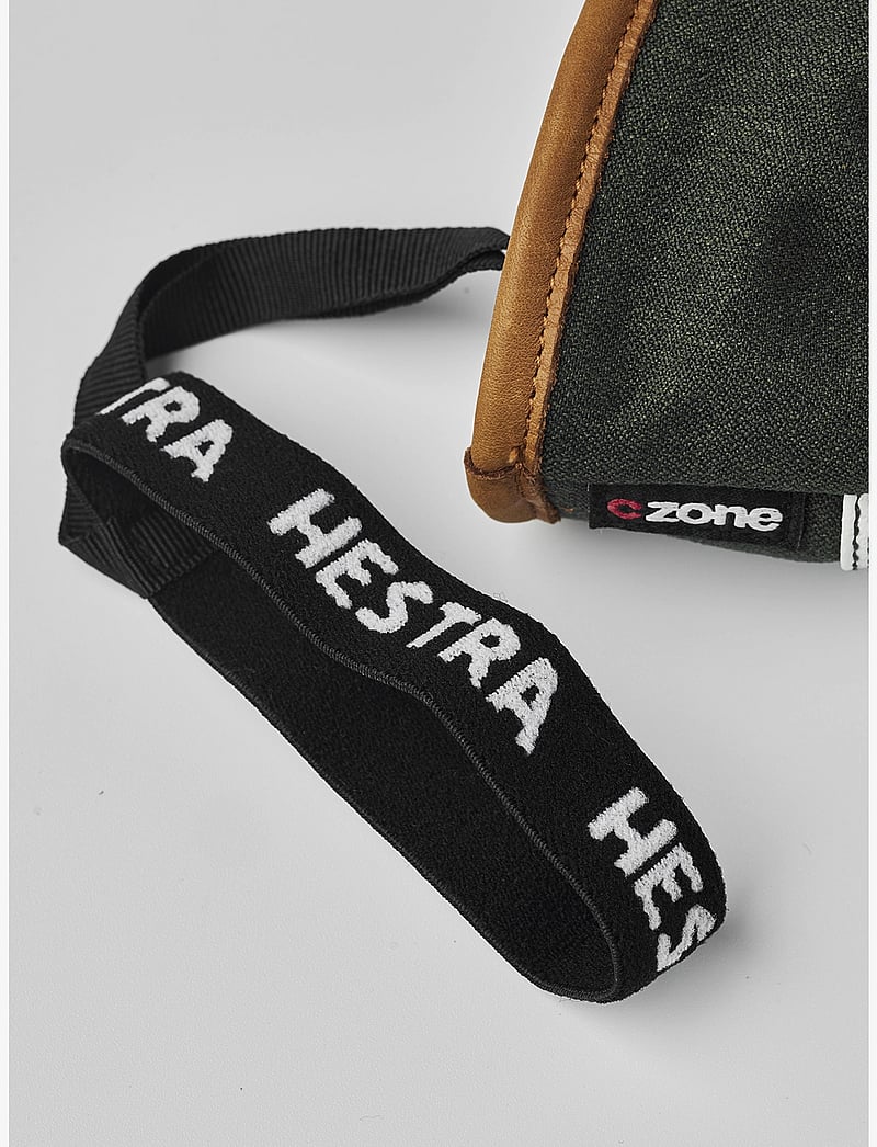 Hestra - Voss CZone - 5 finger Black/Cork - fingervantar - forest - 3