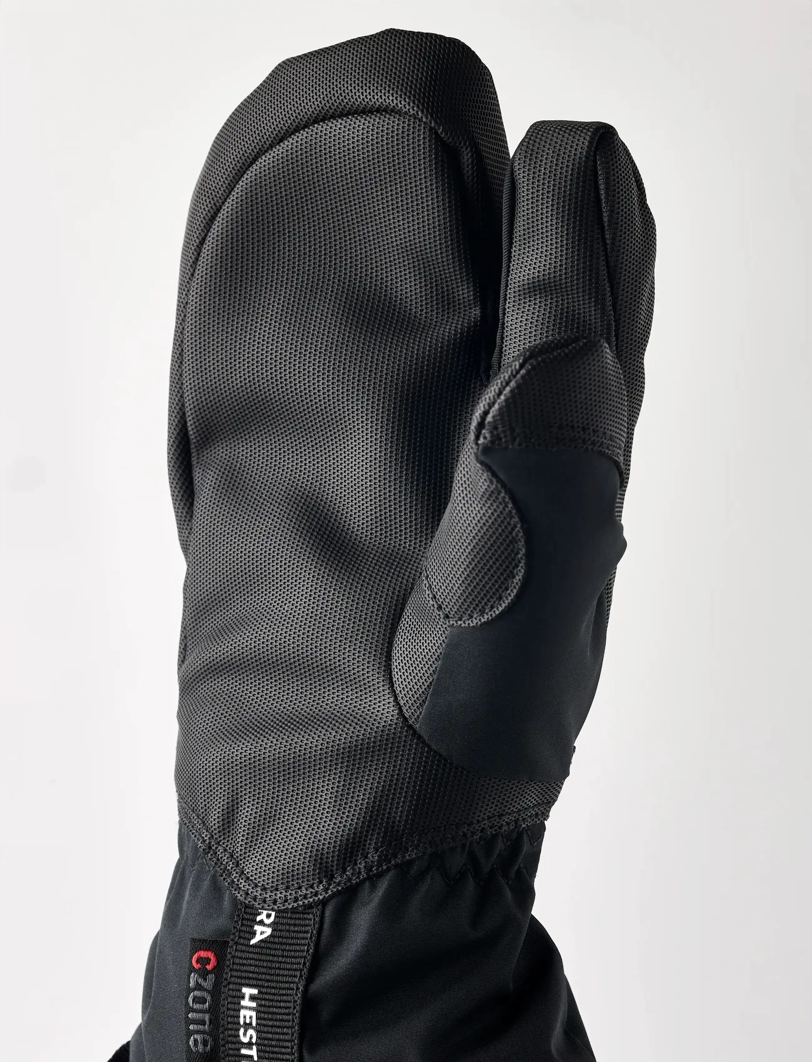 Hestra - Gauntlet CZone Jr. - 3 finger Graphite/Black - graphite/black - 4