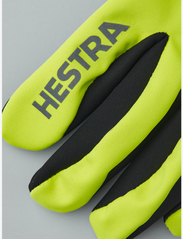 Hestra - Runners All Weather - 5 finger - laveste priser - yellow high viz - 1