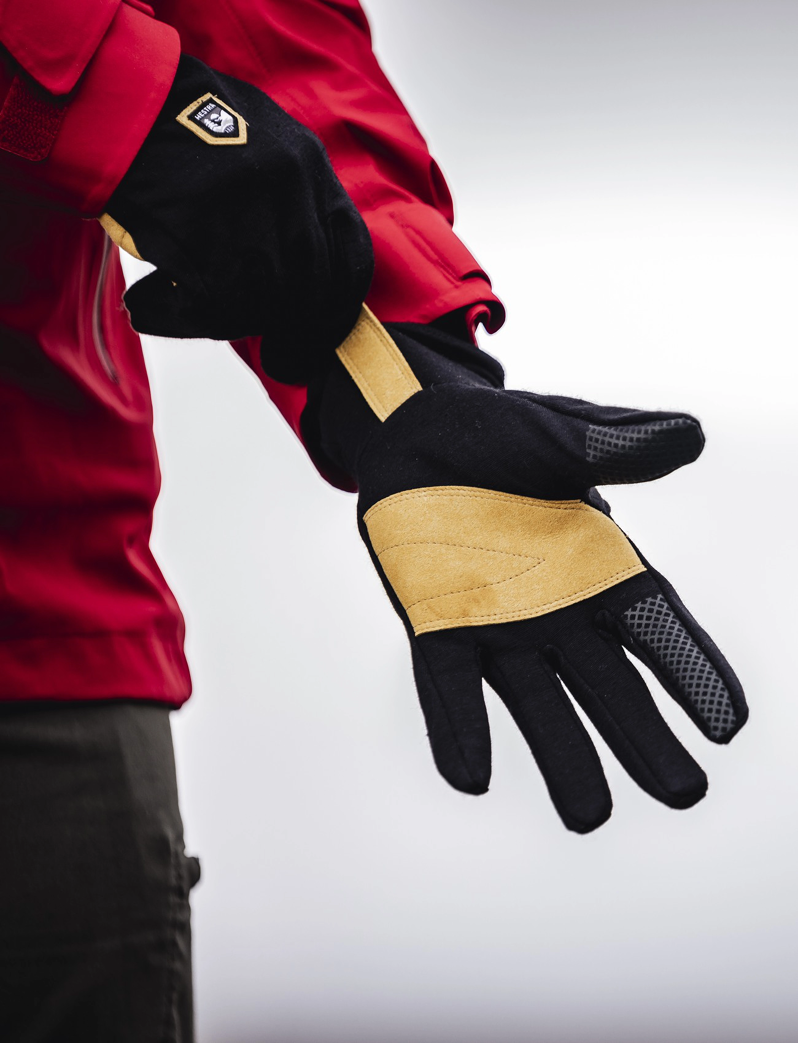 Hestra - Merino Windwool Liner - 5 finger Black - fingervantar - black - 2