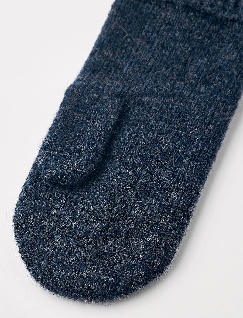 Hestra - Raggwool Mitt Beige - accessories - navy - 1
