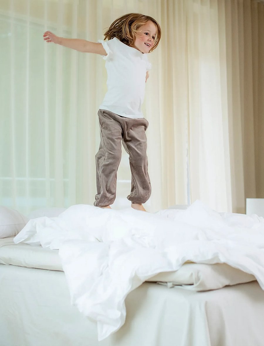 Høie of Scandinavia - Saga medium warm down junior duvet - bettdecken und kissen - white - 2