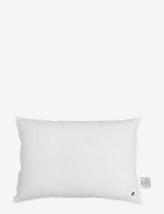 Saga medium high down pillow, Høie of Scandinavia 