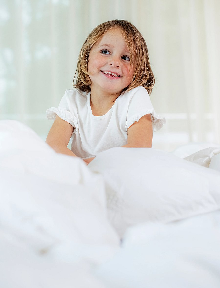 Høie of Scandinavia - Saga down junior pillow - kopfkissen - white - 3