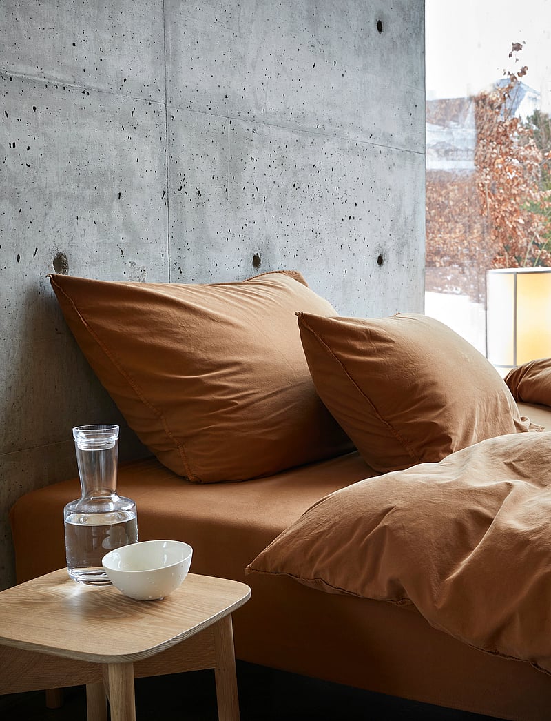 Høie of Scandinavia - Frøya Stonewashed Formfitted Sheet - cinnamon - 2