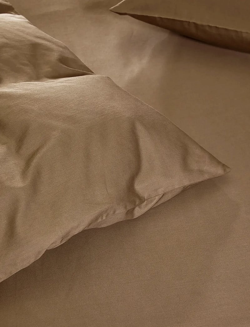 Høie of Scandinavia - Harmoni Stonewashed sateen bed set - bed sets - golden beige - 2