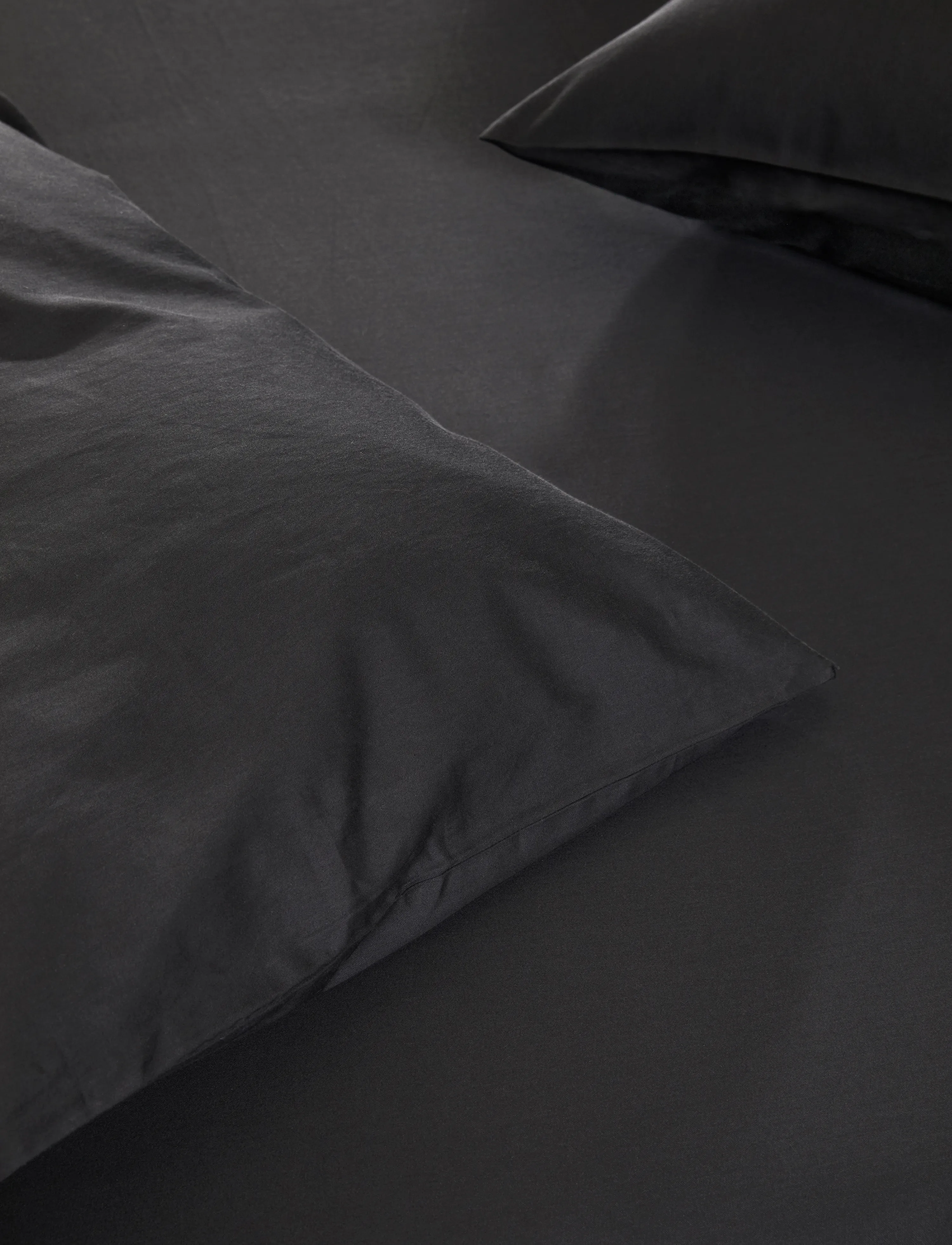Høie of Scandinavia  - Harmoni Stonewashed sateen bed set - gifts below 100€ - black - 2