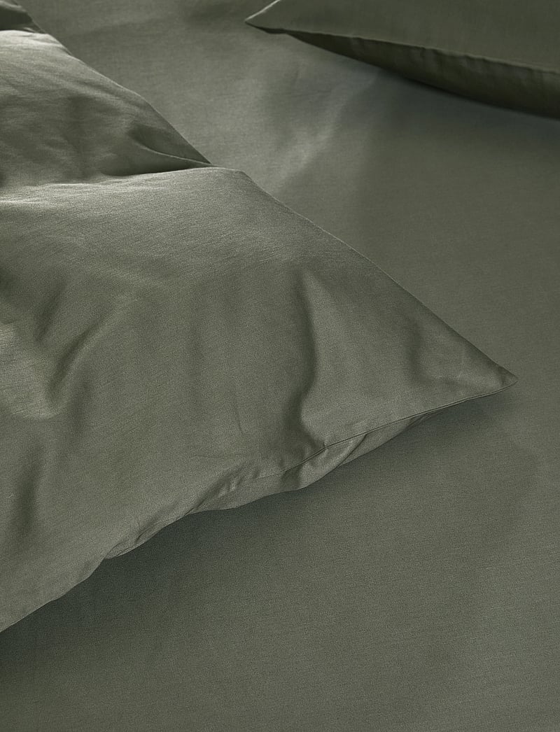 Høie of Scandinavia - Harmoni Stonewashed sateen formfitted sheet - muted green - 1